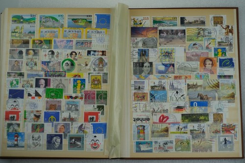 32 pages stamps collections lots album Vintage Rare Classic Antique Genuine - Picture 18 of 19