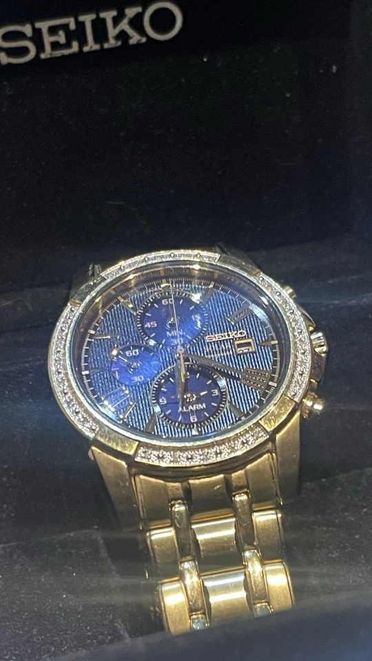 Seiko Solar Chronograph V172-0AV0 Gold Watch Diamond Crystal Bezel 100m 42mm - image 2 of 4