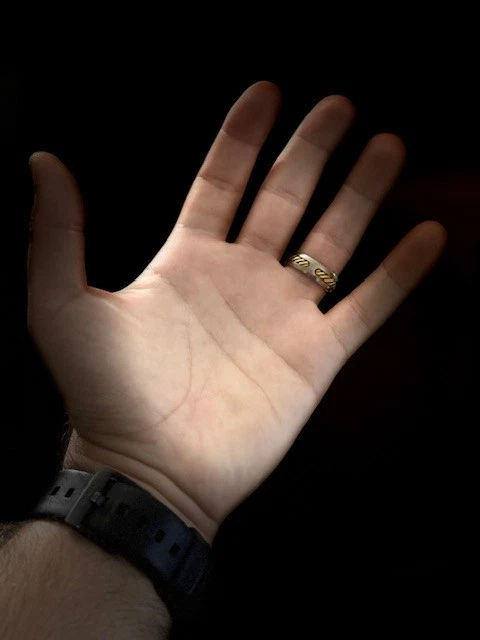 DAVID YURMAN Hombre Gris Titanio y Oro 18k Cable Inserto Banda Anillo Foto 2 de 4