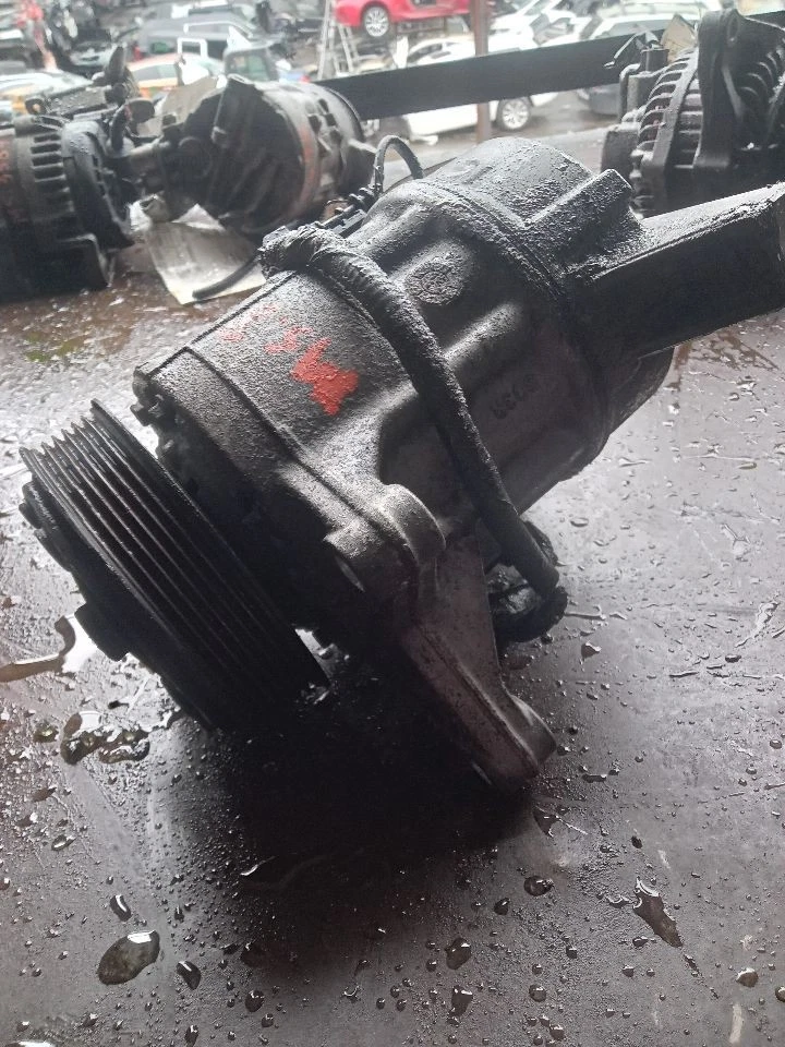 Used A/C Compressor fits: 2012 Buick Lacrosse 3.6 Grade A Foto 2 de 4