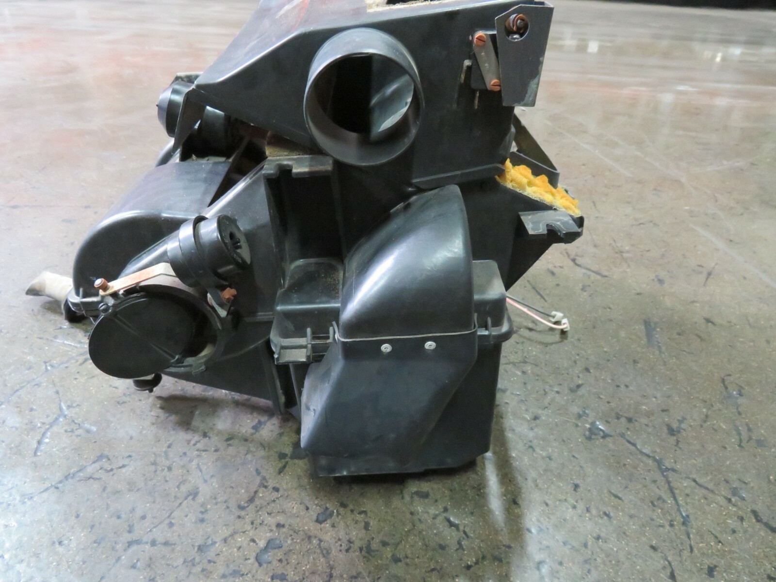 Ferrari Mondial, AC Evaporator Box, No Heater or AC Core, Used, P/N 60662300
