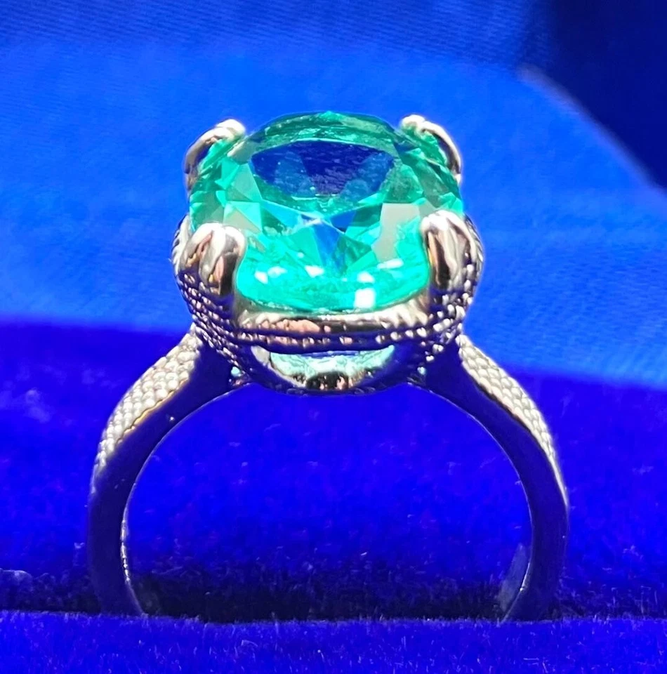 Anillo de compromiso de turmalina de oro blanco de 14 quilates aniversario de San Valentín relleno simulado  Foto 2 de 4