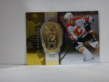 1998-99 SPx Finite Radiance /4750 Derek Morris #13