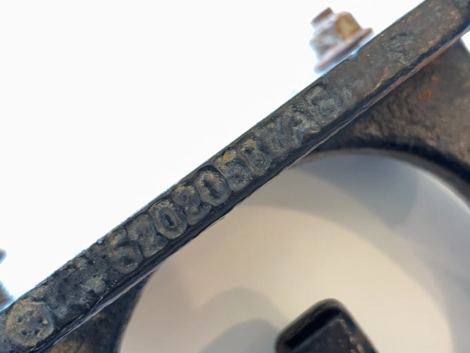 Ganchos de remolque, Dodge Ram 2500 3500 2003-2011, 52020587AB Foto 3 de 4