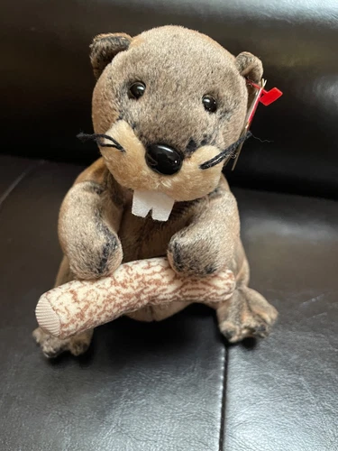 Lumberjack Beaver 10-year Beanie Baby Birthdate 03.22.03