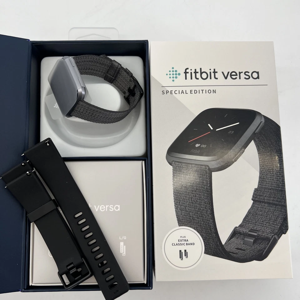 NEW Fitbit Versa Smart Watch Fitness Activity Tracker with S & L Sizes Band - Image 3 of 4