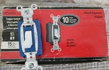 Pass & Seymour CS15AC1-WCP4 White Commercial Toggle Light Switches 15A Pack Of 9