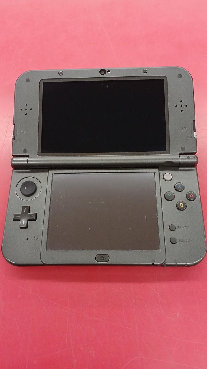 Nintendo New 3DS LL Red-001 Handheld Gaming Console