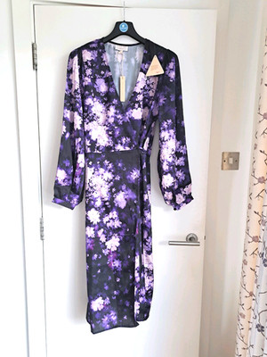 Dancing Leopard Jezabelle Dress UK14 Wrap Midi Purple Ghost Floral BNWT