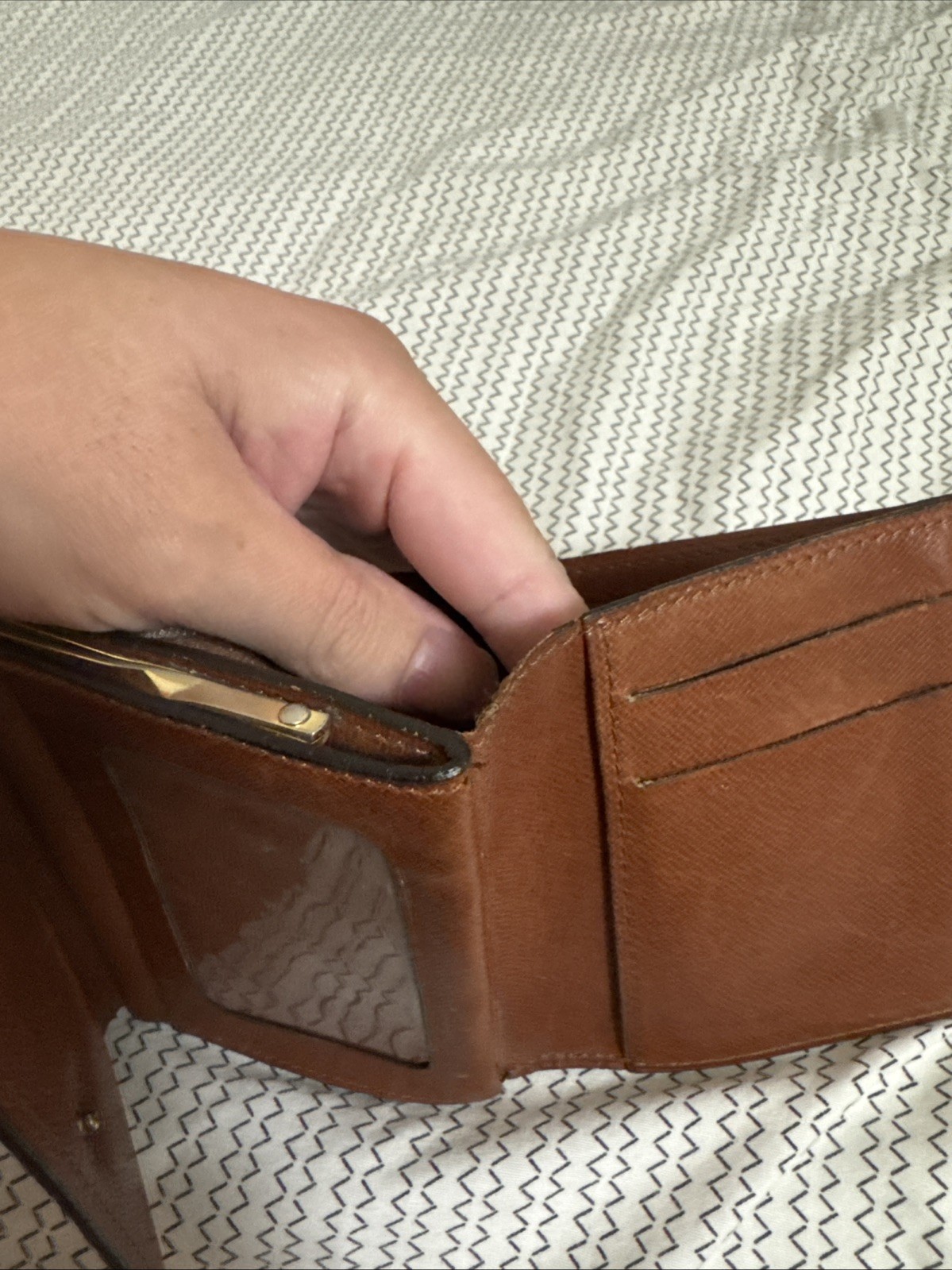 LV wallet - image 5