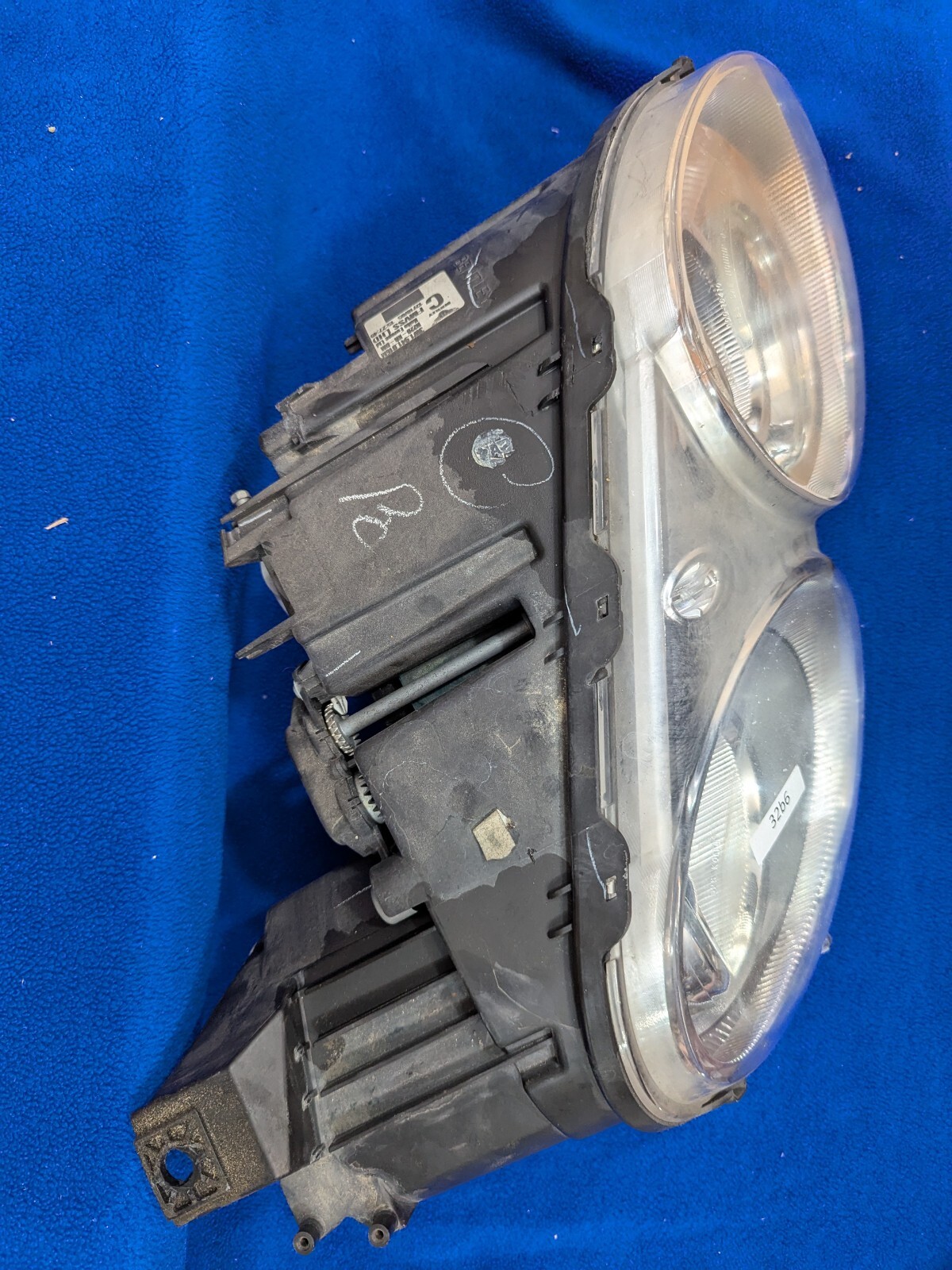 Bentley Continental GT 2003-2012 RIGHT Headlight