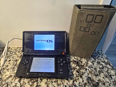 Nintendo DS Lite USG-001 Handheld System, Black, Touchscreen w/ Stylus & Case