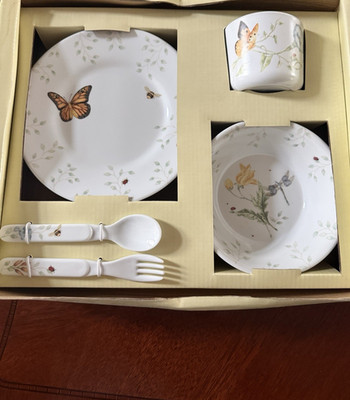 NEW Butterfly Meadow 5 Piece Children's Melamine Set /Place setting in BOX