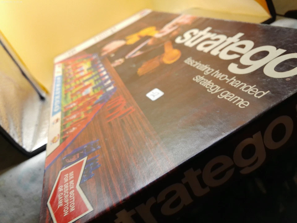 Stratego Milton Bradley 1975 strategy board game military - Image 3 of 4