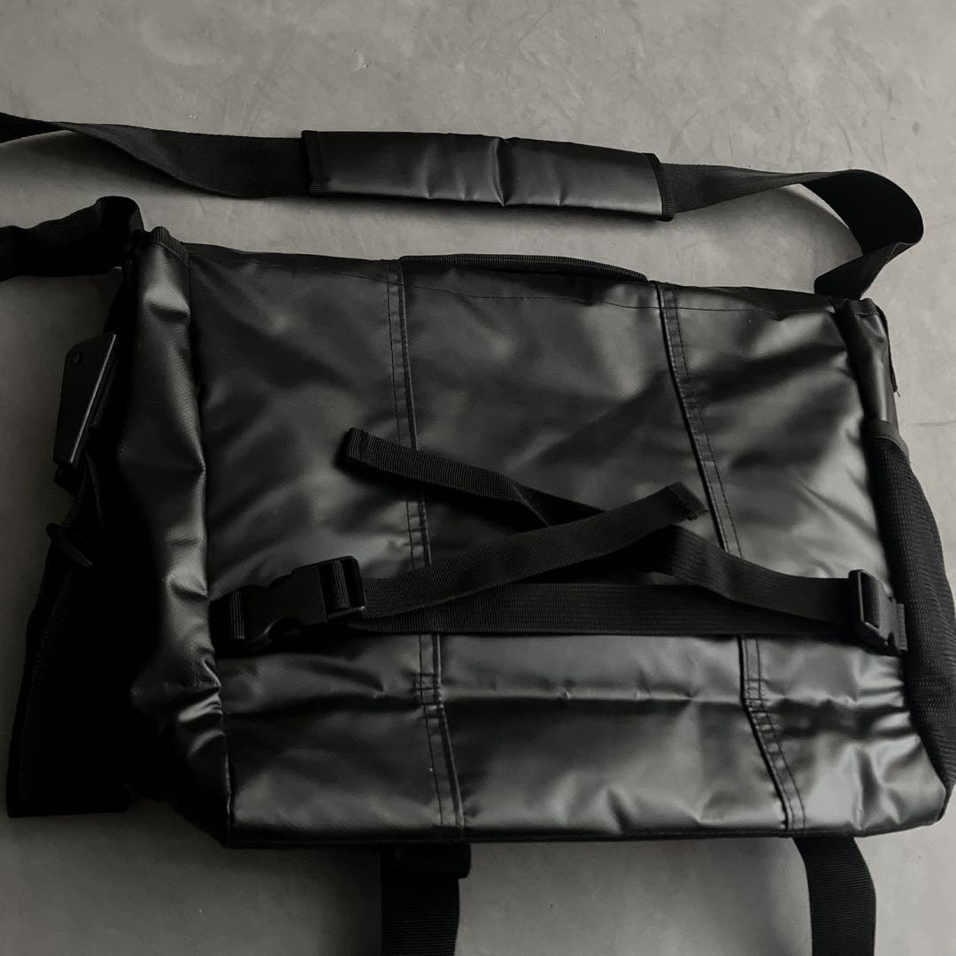 Old Gap Messenger Bag Model 00S Y2K Tech Black 14.6 x 18.5 x Old Gap Messenger Bag Model 00S Y2K Tech Black 14.6 x 18.5 x