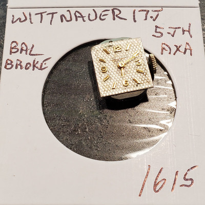 LADIES  WITTNAUER  17j   5JH  AXA       WRIST  WATCH MOVEMENT    #1615