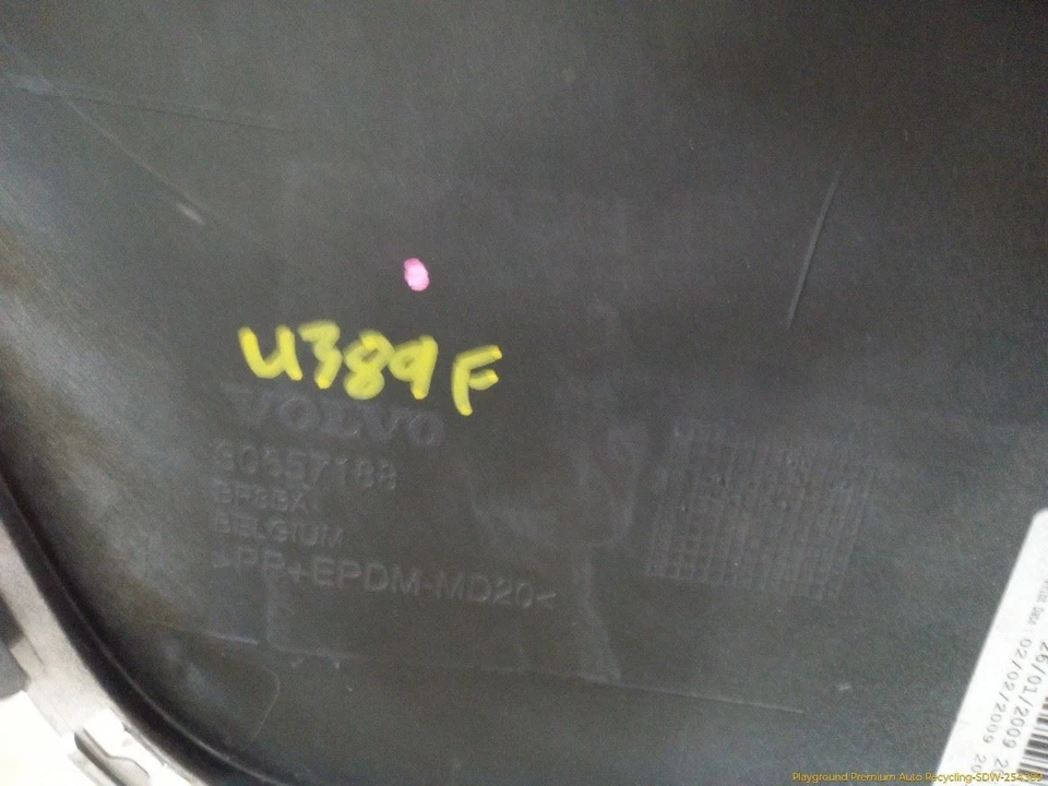 Volvo C30 Front Bumper Cover White Metallic Fits 2007 2008 2009 2010 07 08 09 10 Foto 2 de 4