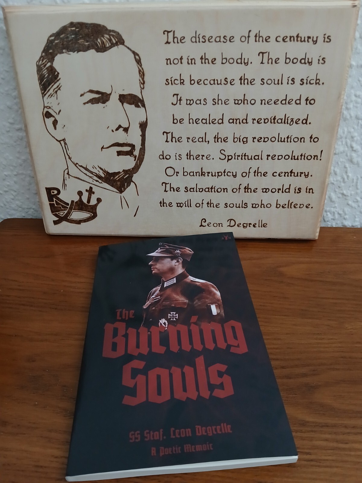 Thumbnail - The Burning Souls - Leon Degrelle (2021) Book + Wood Creation - Motive