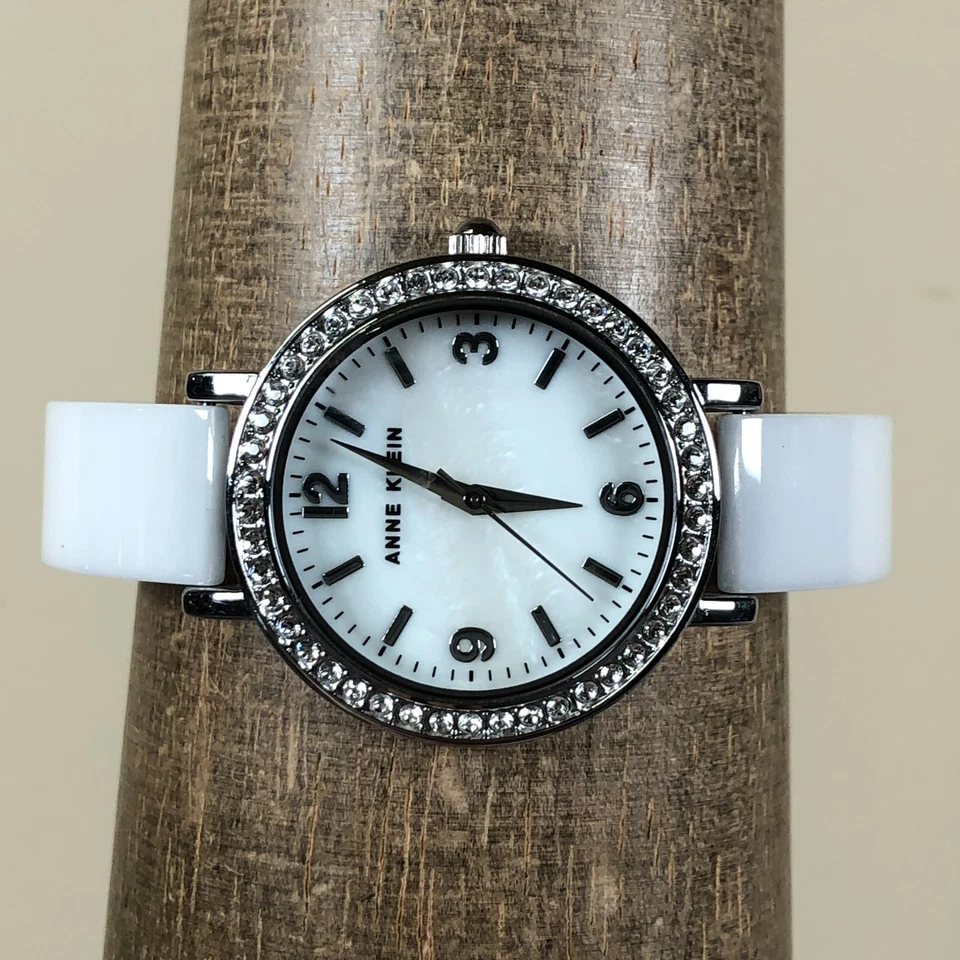 Reloj de cuarzo Anne Klein para mujer AK/2349 MOP esfera pavé cerámica redondo 32 mm 6 3/4" Foto 2 de 4