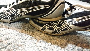 asics lightning spikes