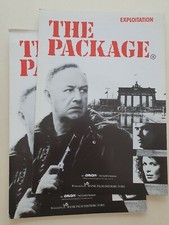 THE PACKAGE - VINTAGE UK CAMPAIGN PRESSBOOK & SYNOPSIS - HACKMAN, LEE JONES