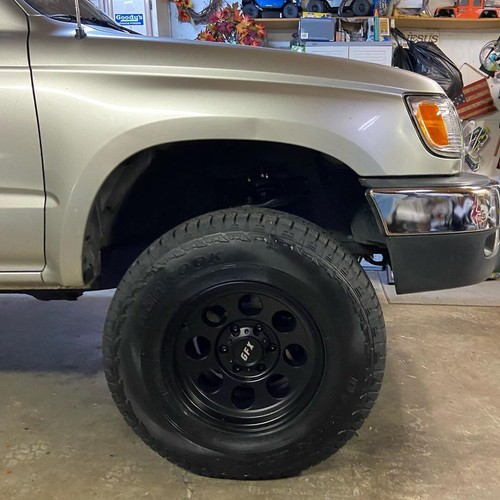 TR-16 Wheel Rim 18x9 Inch 8-165.1 Matte Black Center Bore 125.2mm - Bild 3 von 6