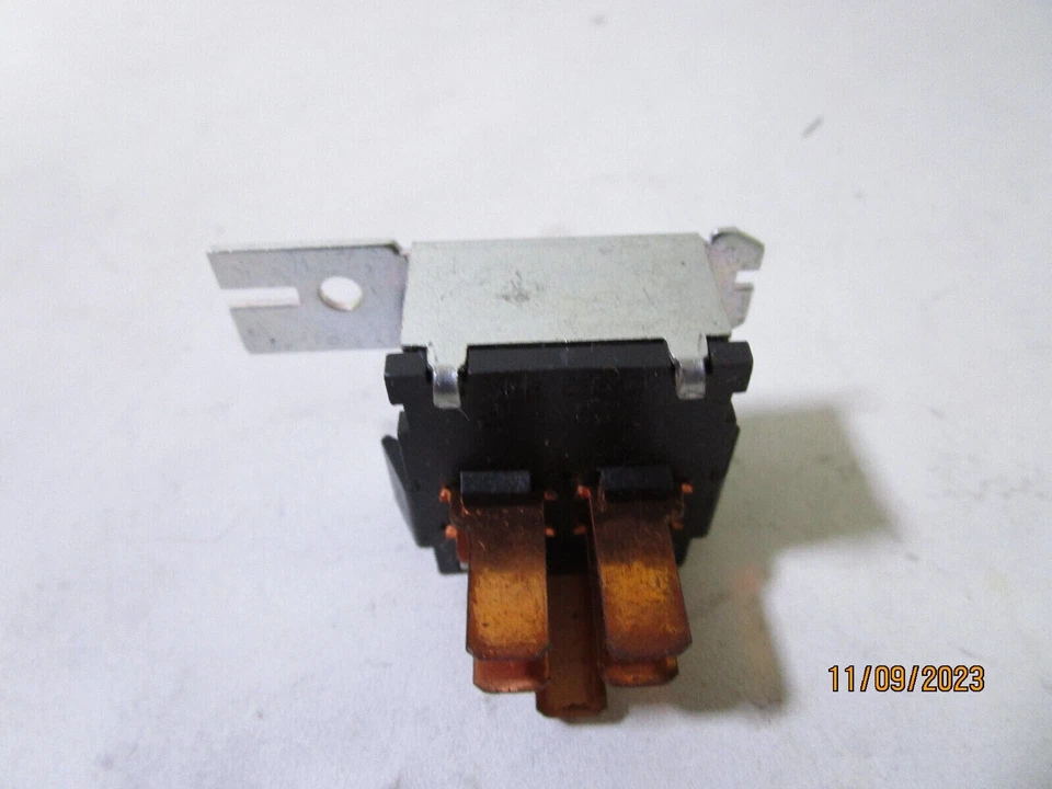 HVAC Blower Control Switch-Motor Switch BWD BL17 Foto 3 de 4