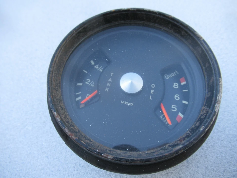  Porsche 911 Fuel / Oil Level Combo Gauge 91164120200   #303   C#G12 - Image 2 of 4