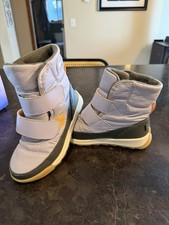 Sorel Whitney II Strap Boot Kids Size 12 Lavender And Coral