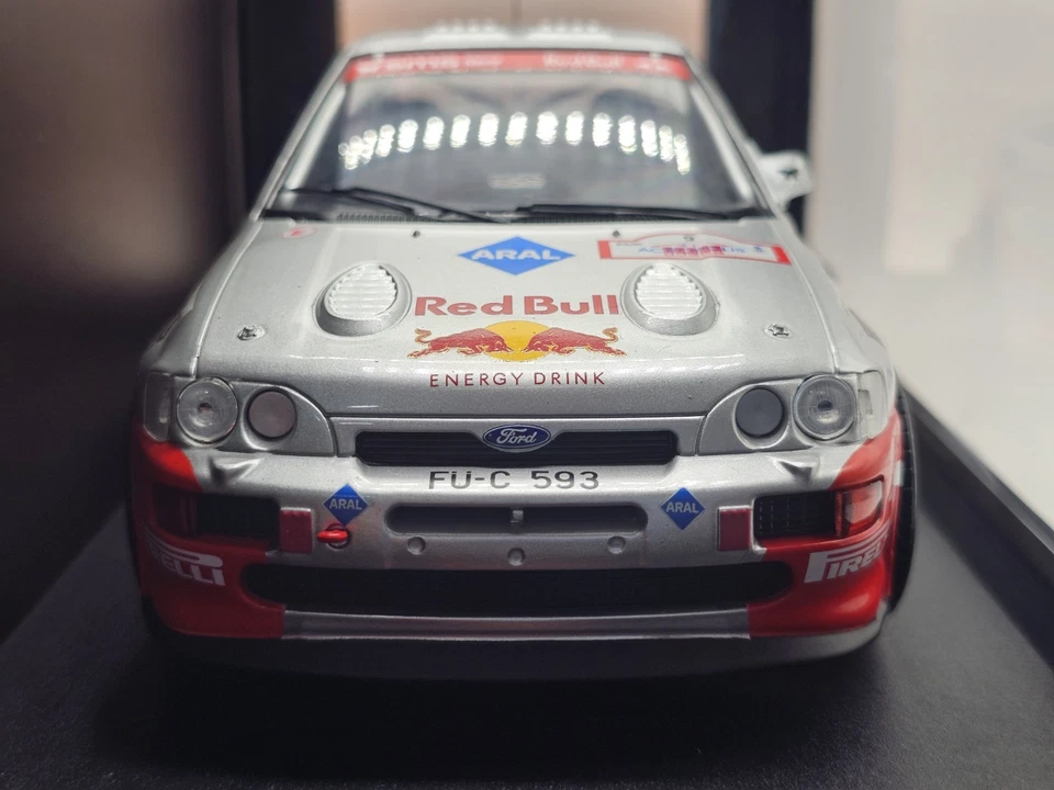 Ford Escort RS Coswort Rally Acropoli  1994 #9 Vatanen 1:18 Ixo Models In Box - Immagine 4 di 4