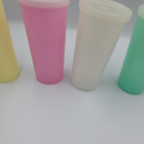 VTG Pastel Tupperware 12 Oz Tumblers With Lids Set 5 Multi Color - Picture 5 of 5