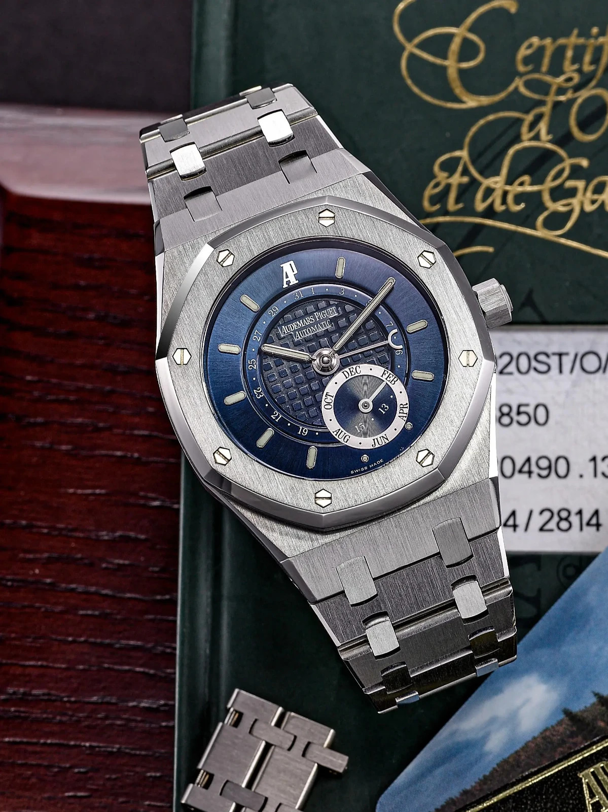 AUDEMARS PIGUET ROYAL OAK QUANTIEME ANNUEL
