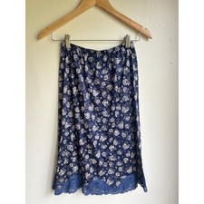 Vintage Vanity Fair Navy Floral Lace Trim Half Slip Skirt Antron III Nylon S 26