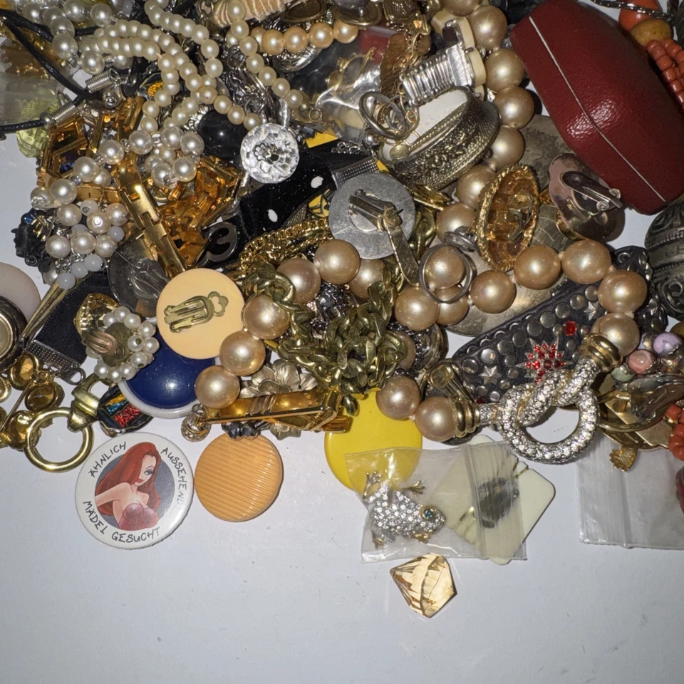 Großes Modeschmuck Konvolut Halsketten Armbänder Ketten Ringe.. Teilw Versilbert - Bild 4 von 4