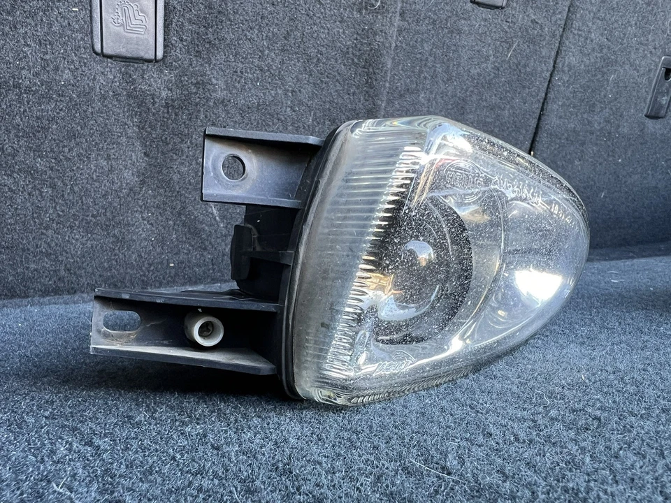 Luz antiniebla izquierda lado conductor Jaguar 2000-2004 S-Type 2004-2007 XJ8 XJR fabricante de equipos originales Foto 2 de 4