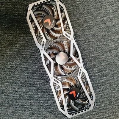 Gigabyte RTX 4090 Gaming OC nur Kühlkörper OHNE GPU OHNE PCB