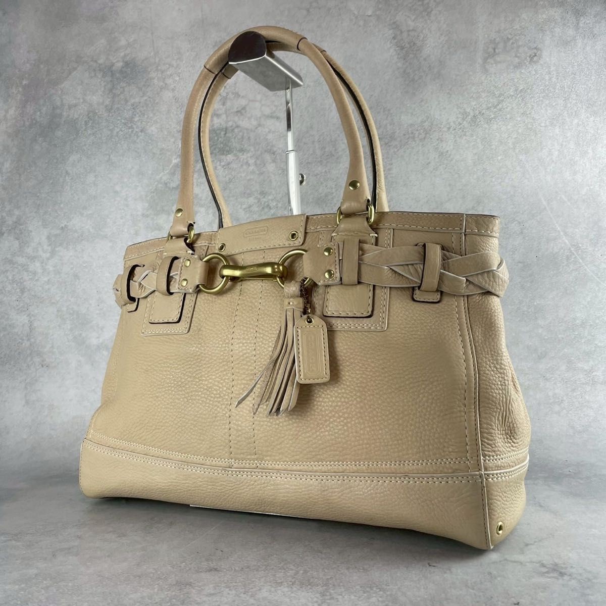 Excellent Condition A4 Compatible COACH Tote Bag … - image 1