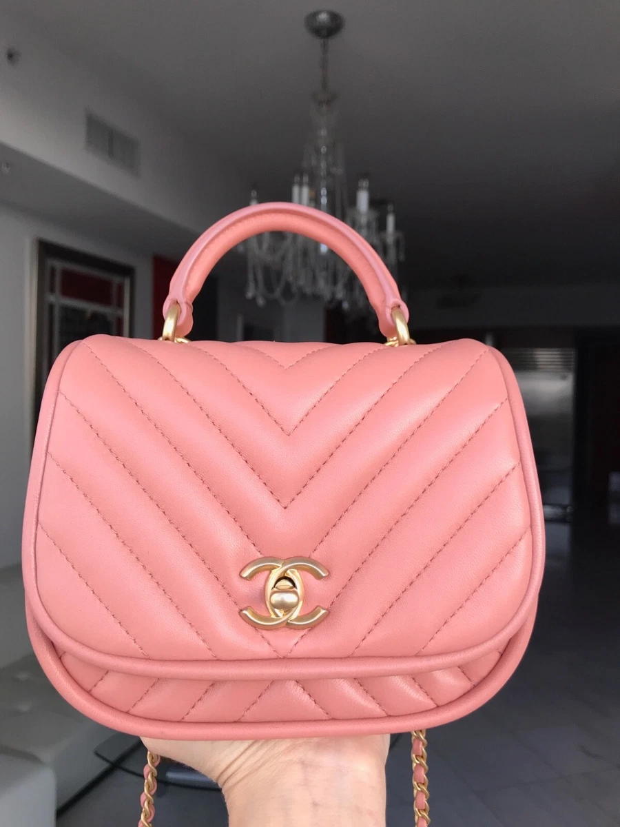 2017 CHANEL SALMON PINK LAMBSKIN LEATHER CHEVRON MINI TOP HANDLE COCO  HANDLE BAG