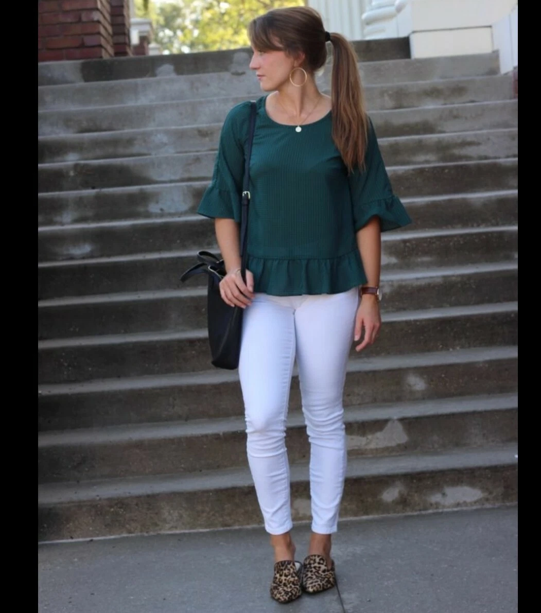 Stanza ruffle discount hem top