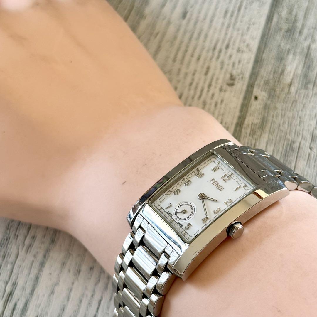 【稼働品】FENDI 腕時計 7000G クォーツ シルバー　新品電池交換済み FENDI - 【電池交換済み】FENDI フェンディ 7000G 腕時計