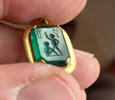 Intaille ancienne romantique bijou joaillerie ornement rare collection vintage