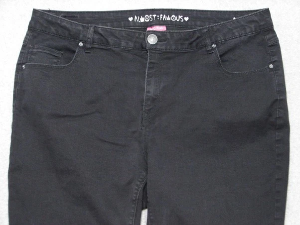 SD07436 **ALMOST FAMOUS'** MID RISE SKINNY WOMENS JEANS sz18 BLACK - Image 4 of 4