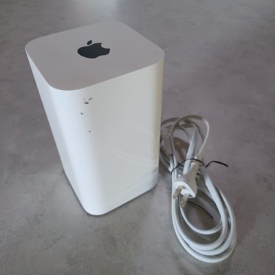 Apple AirPort Extreme Base Station A1521 EMC 2703 WiFi Router