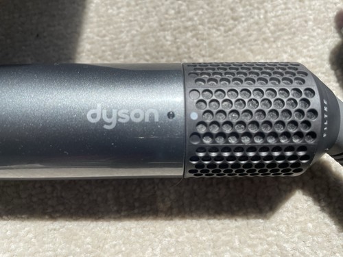 Dyson Airwrap Multi-styler Complete Set Nickel & Fuchsia - Picture 12 of 20