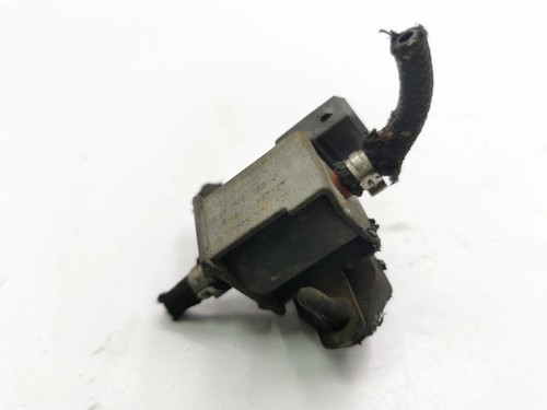 Volkswagen Golf IV 1998 Vakuumventil Unterdruckventil Magnetventil AMD163775