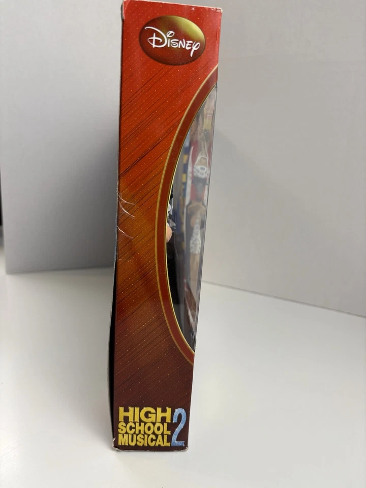 Juego de 4 muñecas Disney 'High School Musical 2' Target Mattel 2007 NUEVO SELLADO Foto 3 de 4
