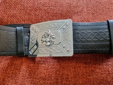 SCHOTTISCHER DISTEL DESIGN KILT G&Uuml;RTEL + SCHNALLE - CHROM. Neu. Schwarz.