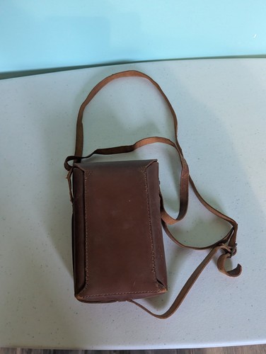 Vintage 1940's Kodak Vigilant Junior Six-20 Folding Camera with leather case. - Picture 16 of 19