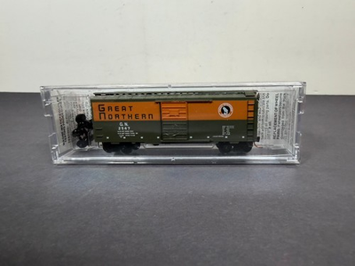 #ad Micro Trains N Scale 02000226 Box Car GREAT NORTHERN RAILWAY GN 2547 $24.99