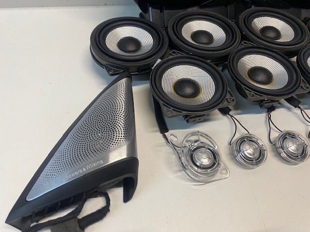 BMW Bowers&Wilkins 4.5インチ　2個セット BMW Bowers&Wilkins 4.5インチ 2個セット BMW スピーカー